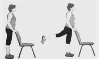 九游app：天气寒冷老年人如何防跌倒？这三个动作学起来！(图3)