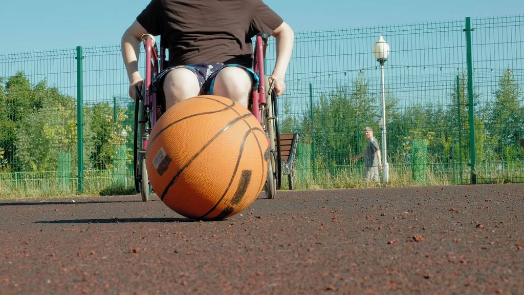 九游体育：女子轮椅篮球广东队圆梦三连冠(图1)