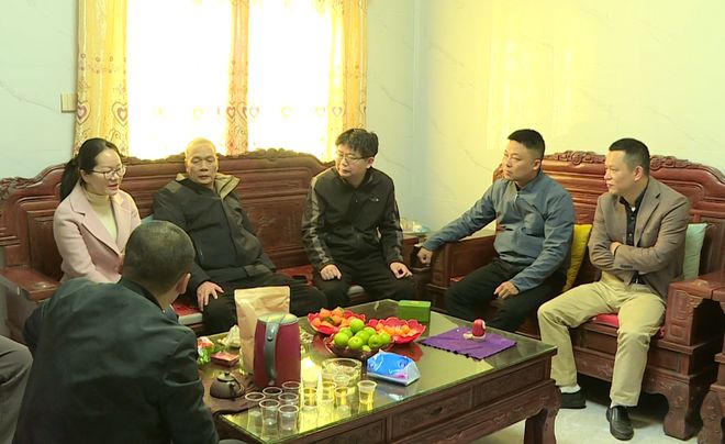 轮椅上的荣光！林穗玲夺冠为龙川争光家乡慰问组暖心探访家属～(图2)