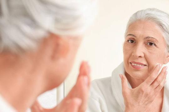 九游官网入口：肌肉流失怎么防？抗阻训练的适度方法(图1)