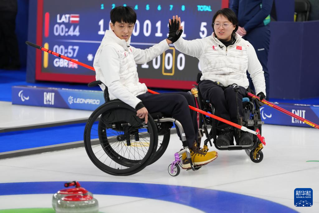 冬残奥会——轮椅冰壶混双循环赛：中国队胜意大利队(图1)