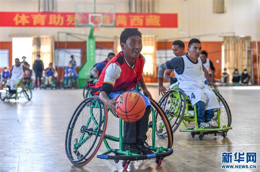 九游官网入口：主播说｜从粤BA首轮五个瞬间解析“全国篮球看广东”(图1)