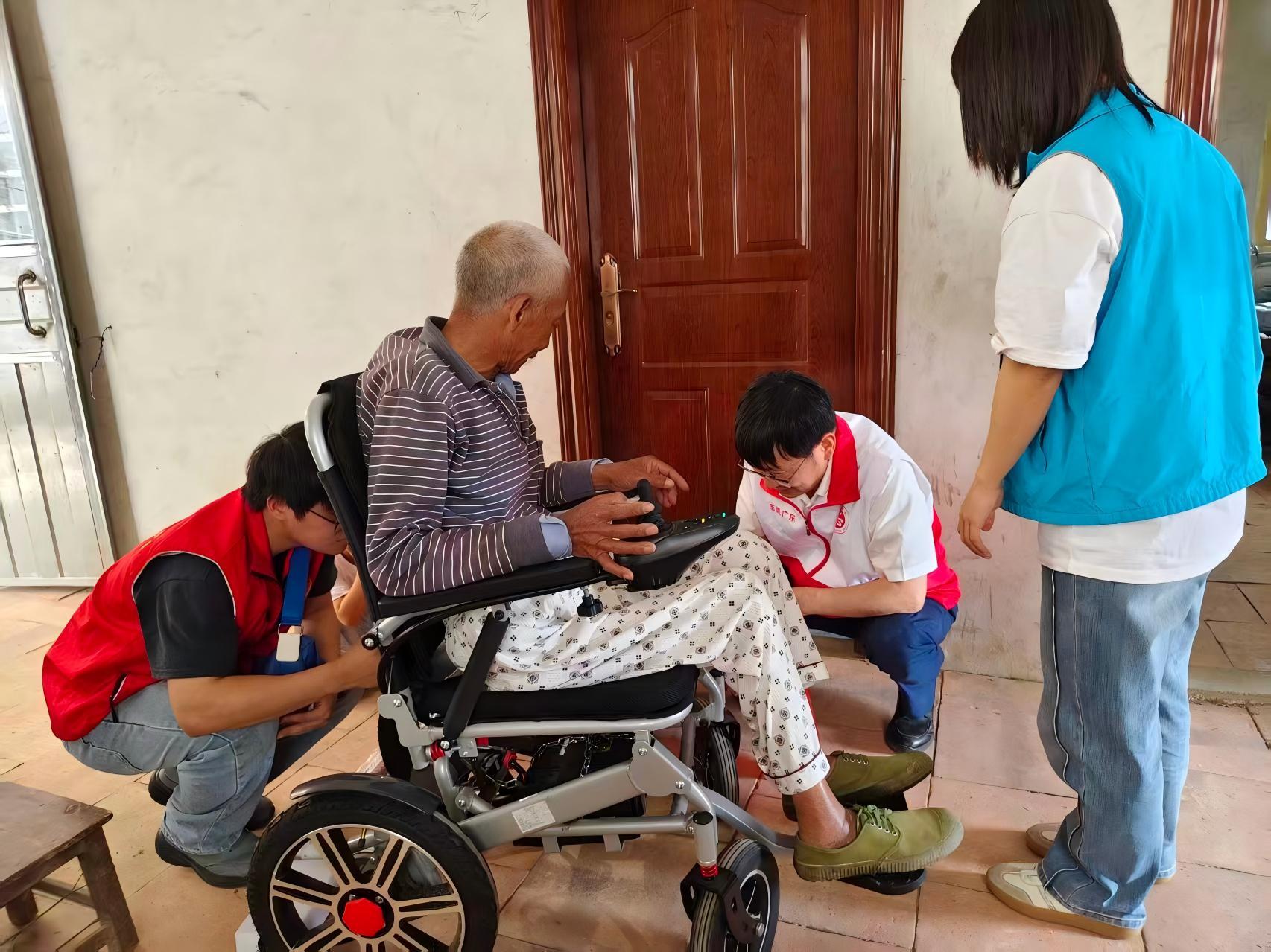 华南农大教师李锦顺：二十余载杏坛筑梦一片丹心志愿助残丨中国好人(图3)